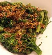 Cime di rapa con acciughe e pangrattato