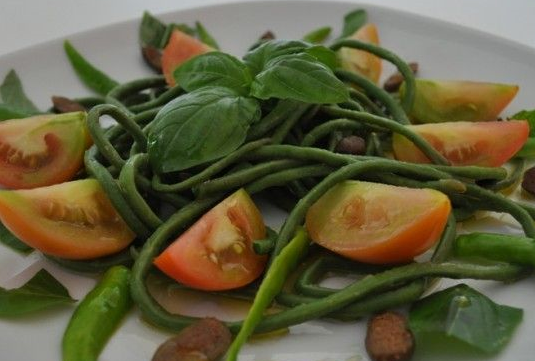 Insalata di fagioli serpenti
