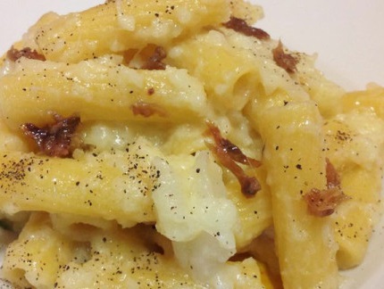 Pasta con cavolfiore e acciughe